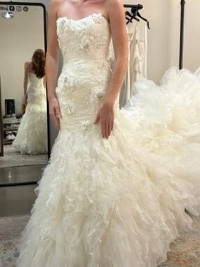 Unaltered Maggie Sottero Ruffled Bridal Gown